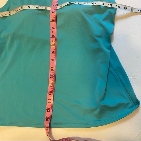 L L BEAN UPF 50+ one piece bikini top swimsuit size medium - Picture 6 of 7